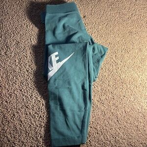 # 55 Nike Forest Green Leggings